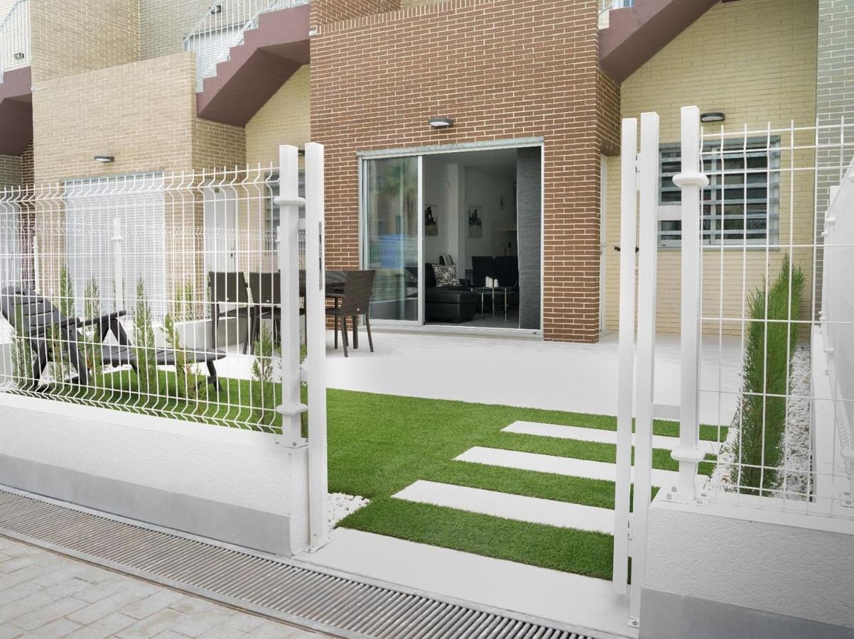 トレビエハVivienda Aguas Nuevas Familiar & Deportivoアパートメント エクステリア 写真