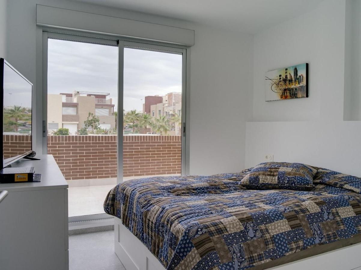 トレビエハVivienda Aguas Nuevas Familiar & Deportivoアパートメント エクステリア 写真