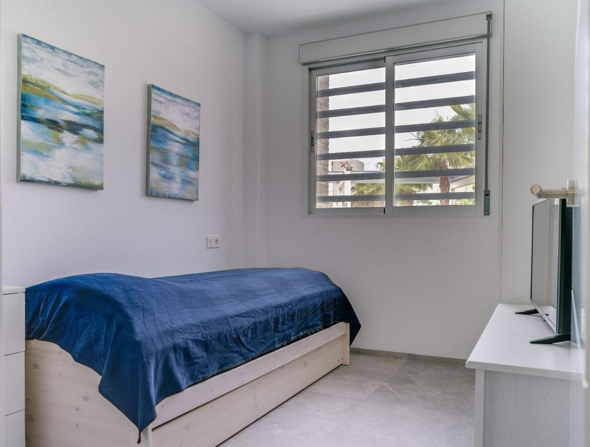 トレビエハVivienda Aguas Nuevas Familiar & Deportivoアパートメント エクステリア 写真