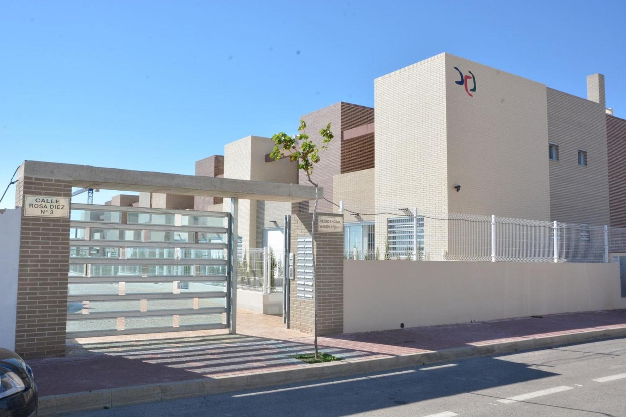 トレビエハVivienda Aguas Nuevas Familiar & Deportivoアパートメント エクステリア 写真