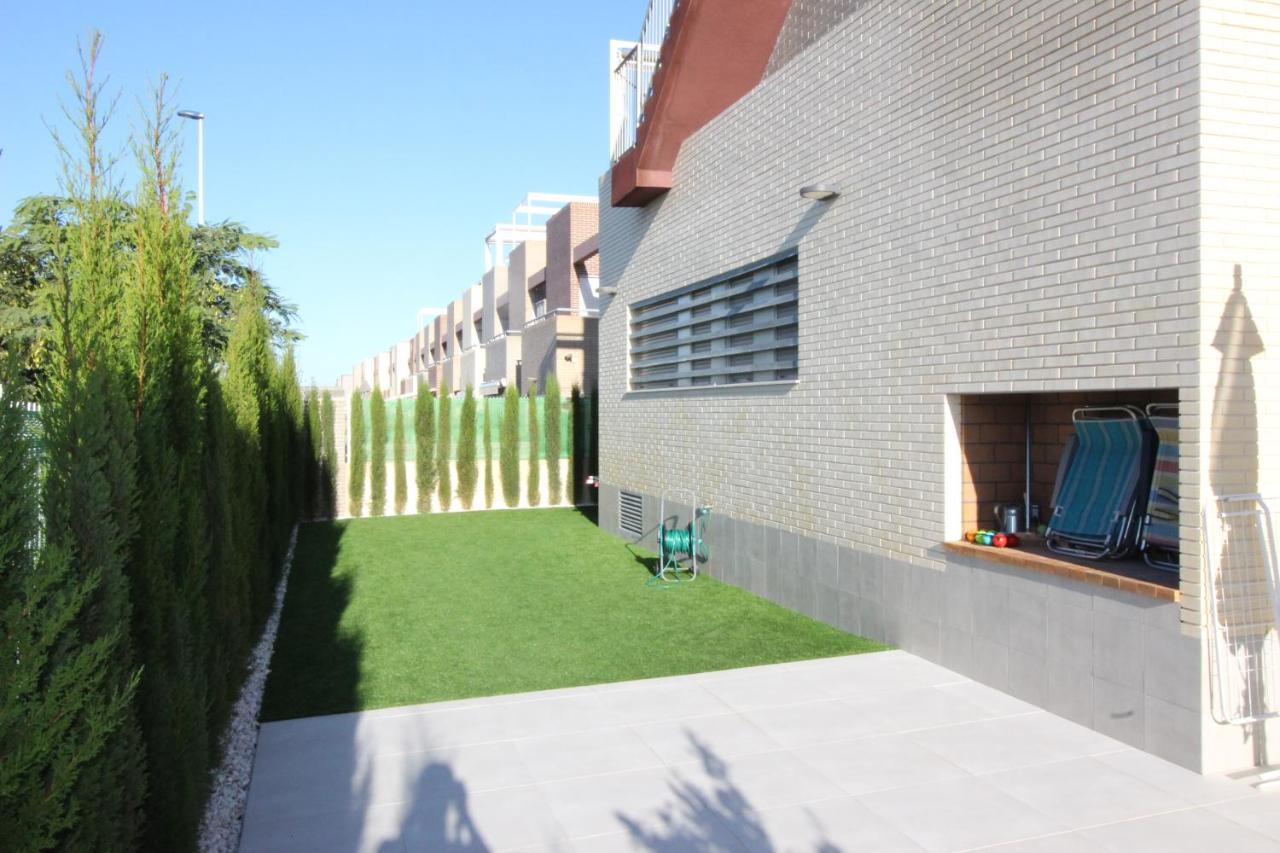 トレビエハVivienda Aguas Nuevas Familiar & Deportivoアパートメント エクステリア 写真
